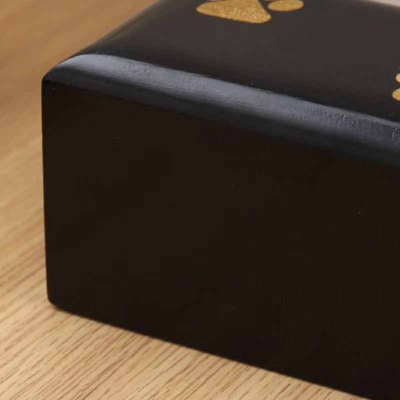 Wooden Pet Urn Cremation Urn Box with Classic Casket Pattern Pet Funeral Supplies Wholesale Biodegradable Pet Urn